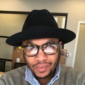 Meet your Posher, Robert